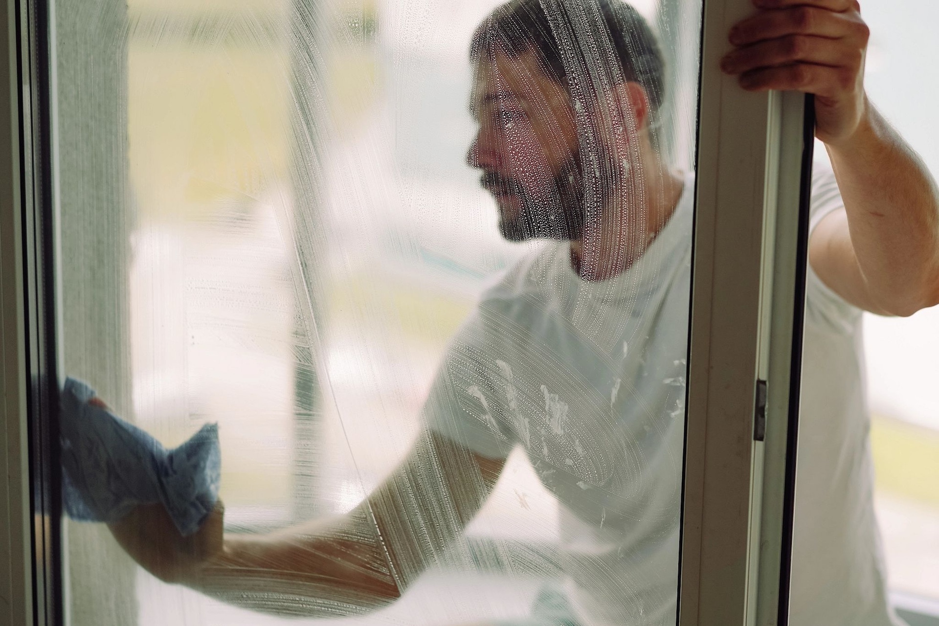how to clean your storm door hero.jpg